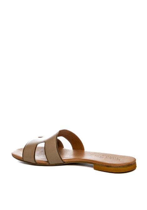 Sandalo pelle taupe VINCENT VEGA | P106 HDVIT-TAUPE
